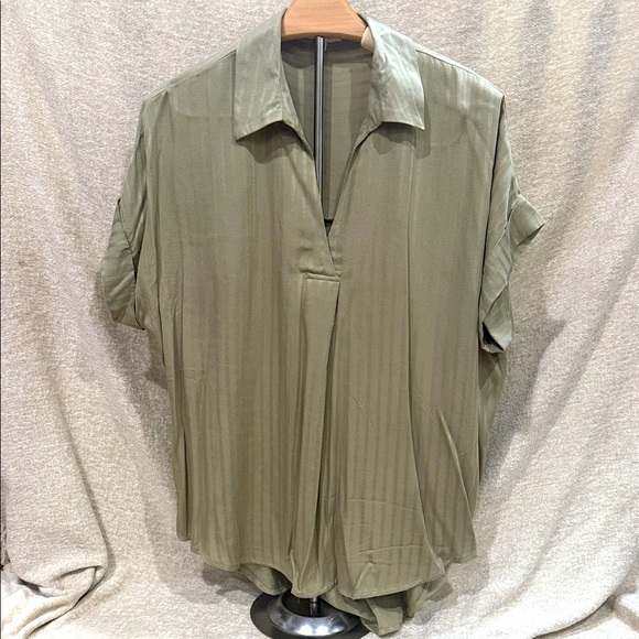 Blu Pepper Sage Striped Blouse Size M - Picture 1 of 4